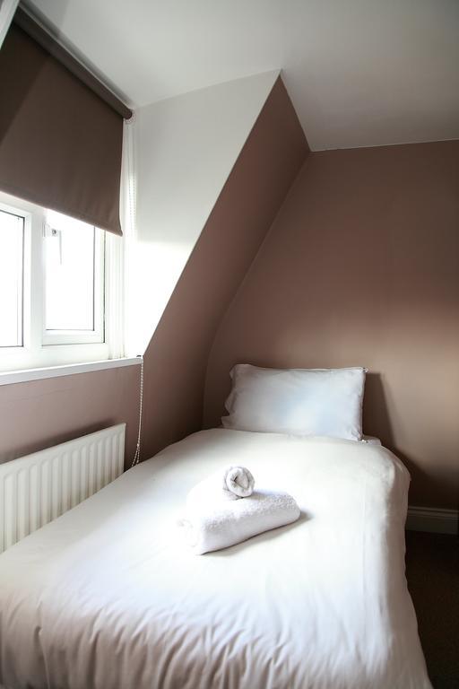 Bed & Breakfast Hc *