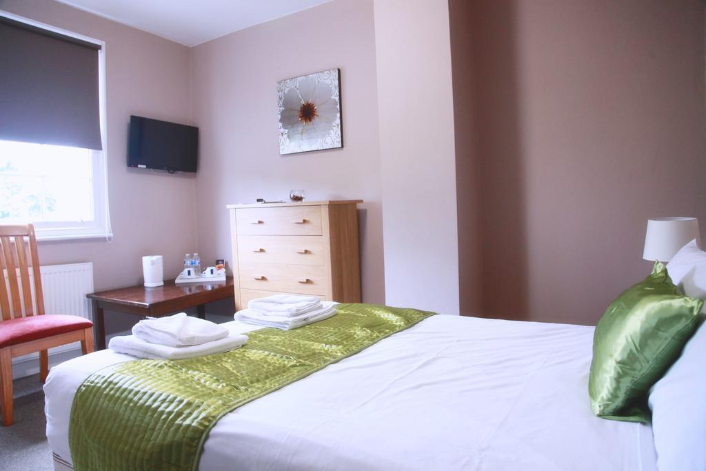 Hc Bed & Breakfast Kingston upon Thames (Greater London)